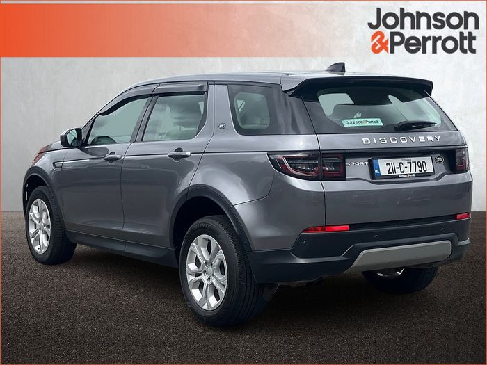 Land Rover Discovery Sport 2021