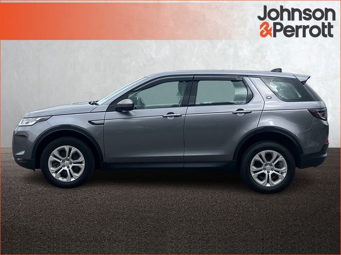 Land Rover Discovery Sport 2021