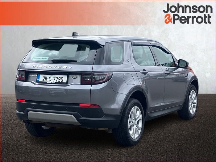 Land Rover Discovery Sport 2021