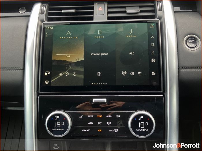 Land Rover Discovery 2023