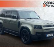 Land Rover Defender 2023