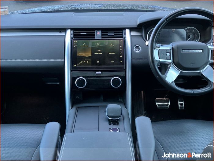 Land Rover Discovery 2023