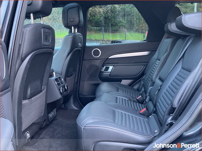 Land Rover Discovery 2023