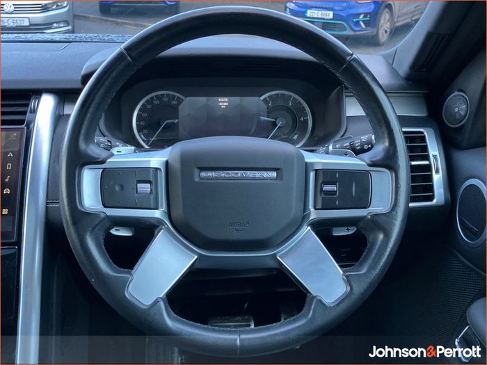 Land Rover Discovery 2023