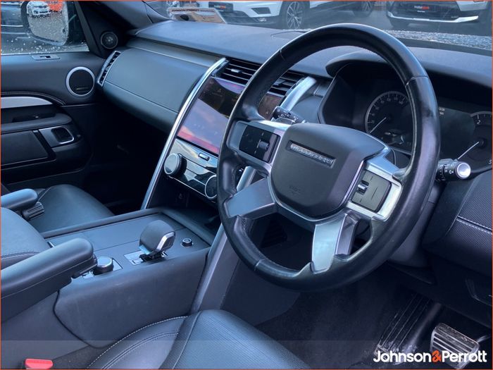 Land Rover Discovery 2023