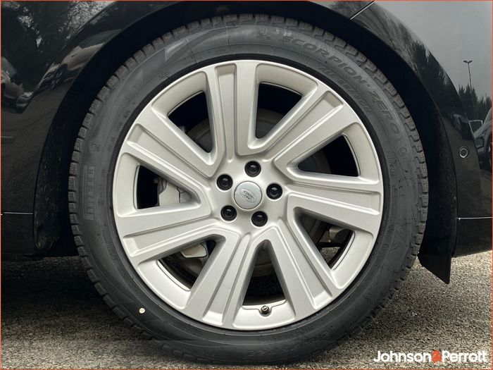 Land Rover Range Rover 2024