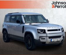 Land Rover Defender 2023