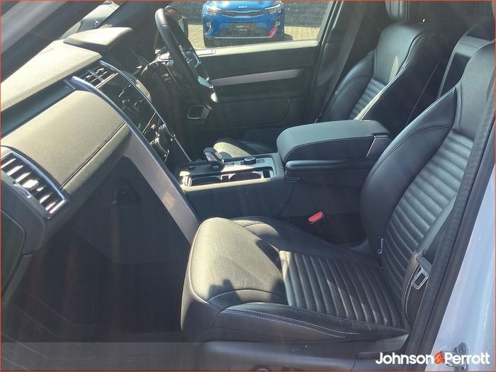 Land Rover Discovery 2025