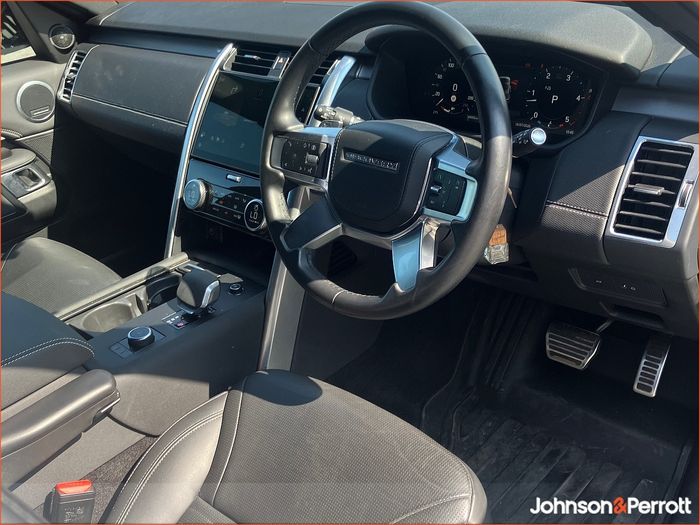 Land Rover Discovery 2025