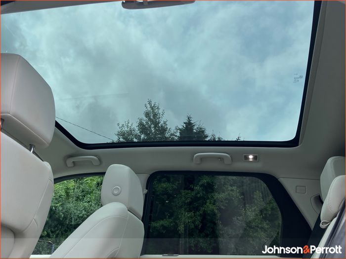 Land Rover Discovery Sport 2025