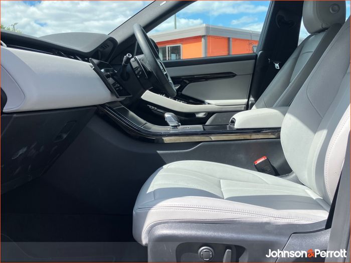 Land Rover Range Rover Evoque 2026