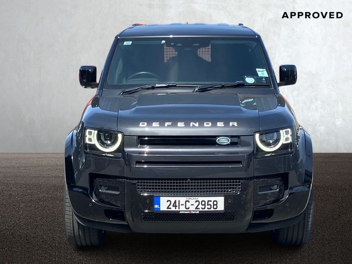 Land Rover Defender 2024