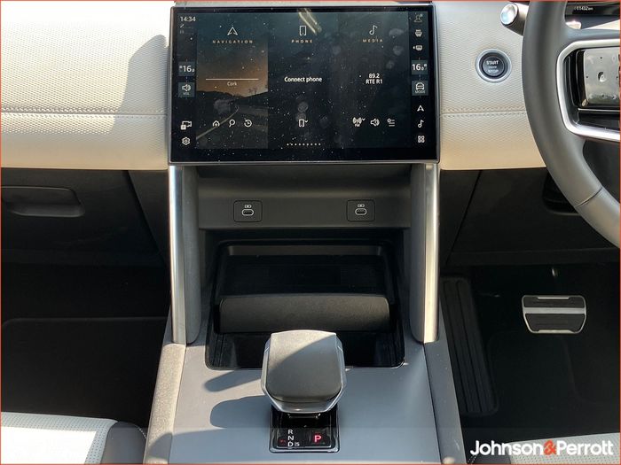 Land Rover Discovery Sport 2026