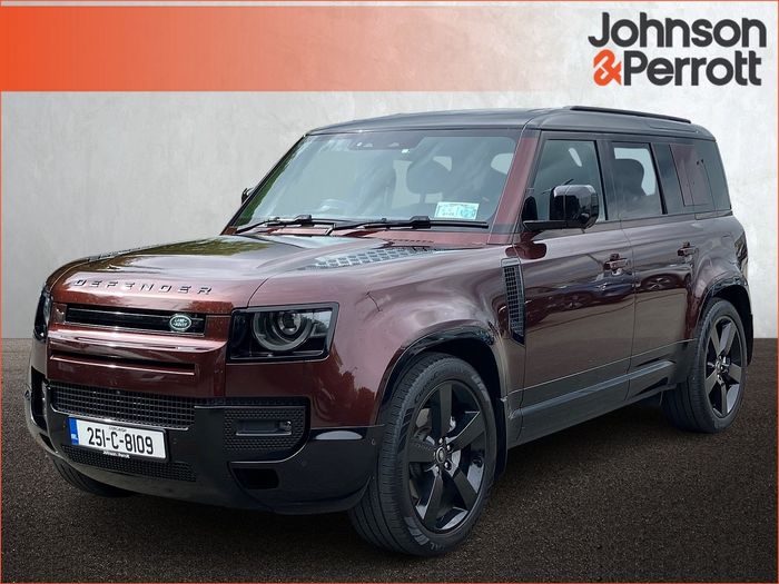 Land Rover Defender 2025