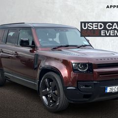 Land Rover Defender 2025
