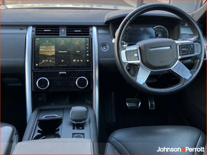 Land Rover Discovery 2023