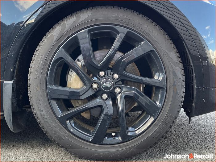 Land Rover Discovery 2023