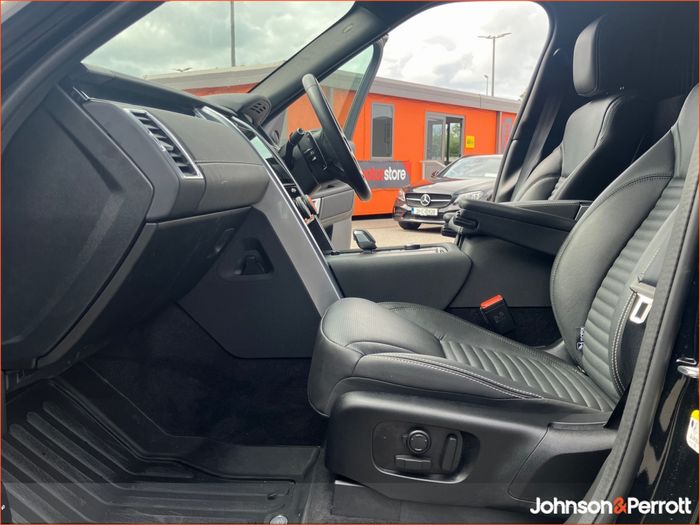 Land Rover Discovery 2025