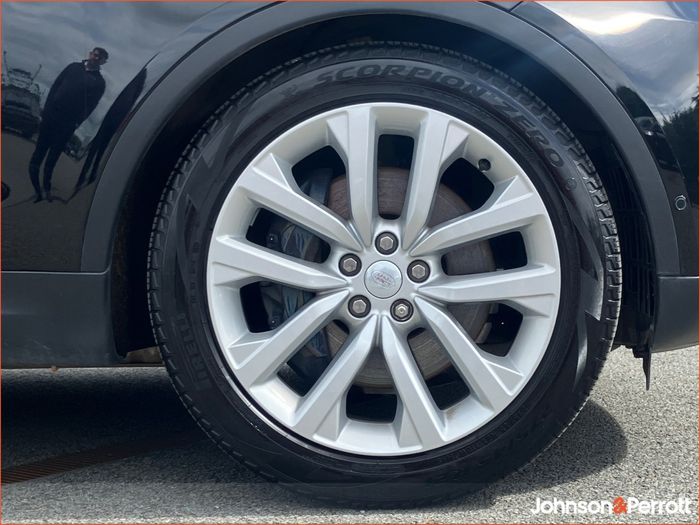 Land Rover Discovery 2025