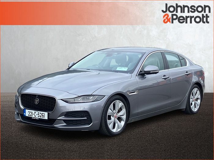 Jaguar XE 2022