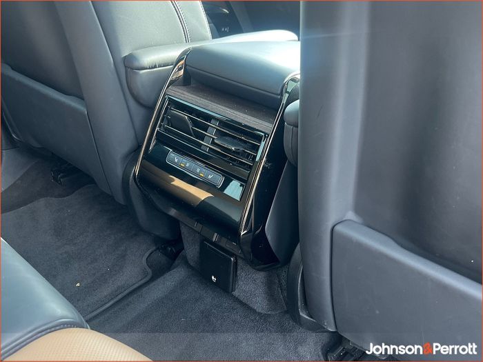 Land Rover Range Rover 2023