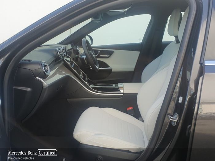 Mercedes-Benz C-Class 2025