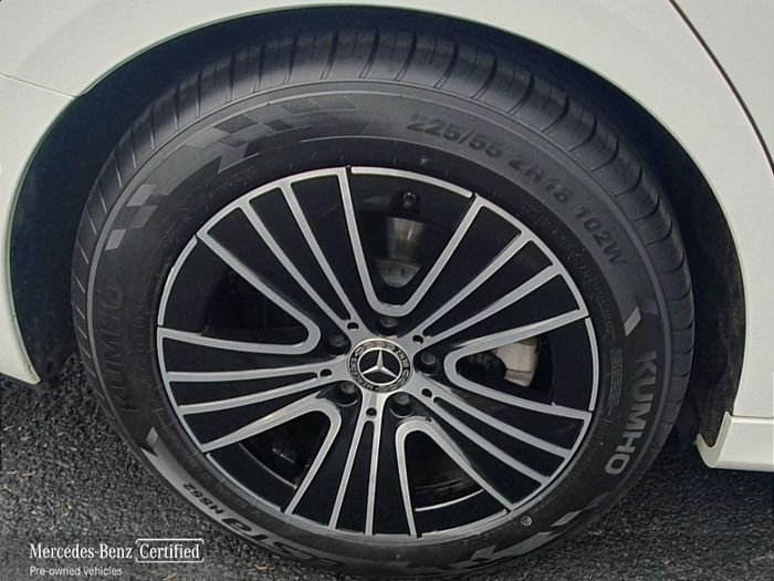 Mercedes-Benz E-Class 2024