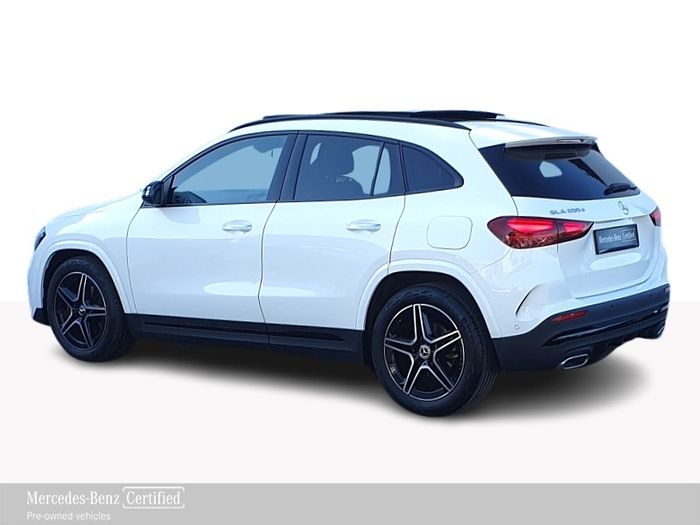 Mercedes-Benz GLA Class 2025