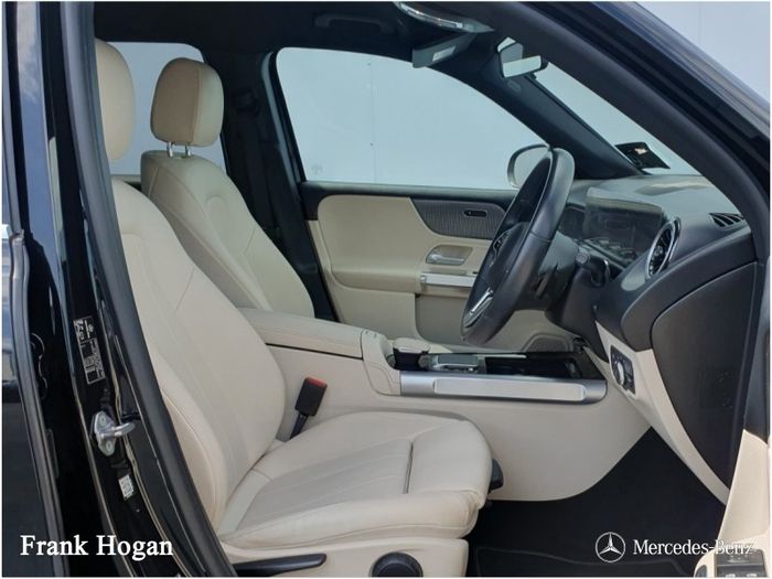 Mercedes-Benz GLB- Class 2022