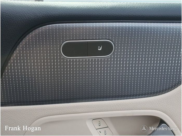 Mercedes-Benz GLB- Class 2022