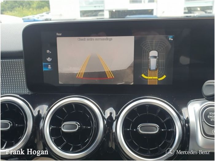 Mercedes-Benz GLB- Class 2022