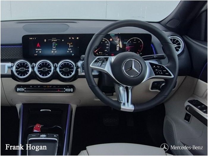 Mercedes-Benz GLB- Class 2027