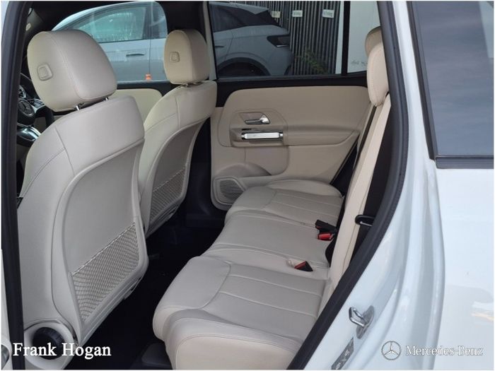 Mercedes-Benz GLB- Class 2027