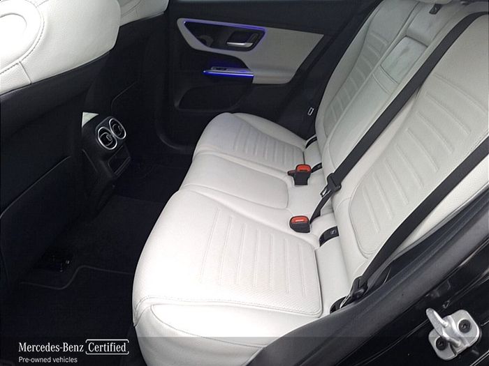 Mercedes-Benz GLC-Class 2024