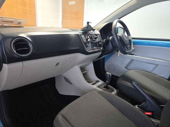 Volkswagen Up! 2019