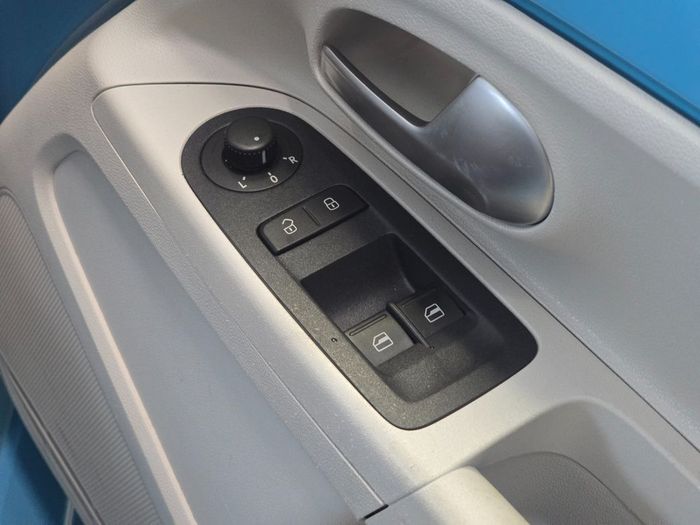 Volkswagen Up! 2019