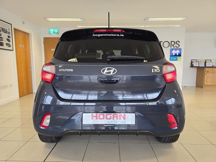 Hyundai i10 2023