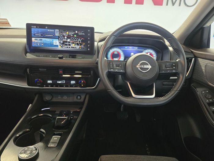 Nissan X-Trail 2025