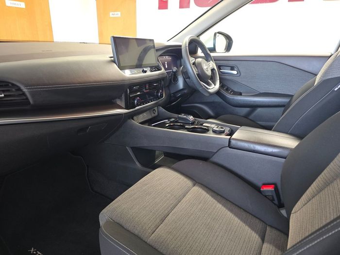 Nissan X-Trail 2025