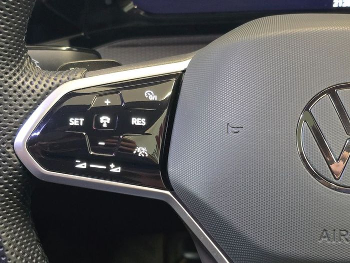 Volkswagen Golf 2024