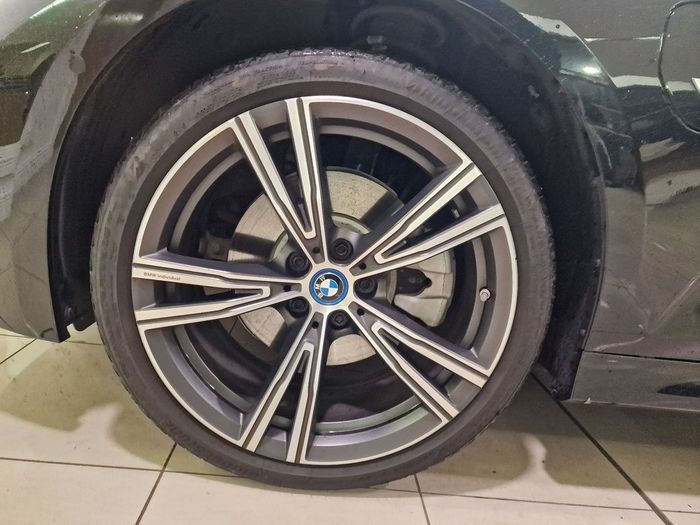 BMW 3 Series 2023