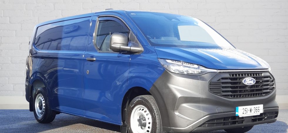 Ford Transit Custom 2025