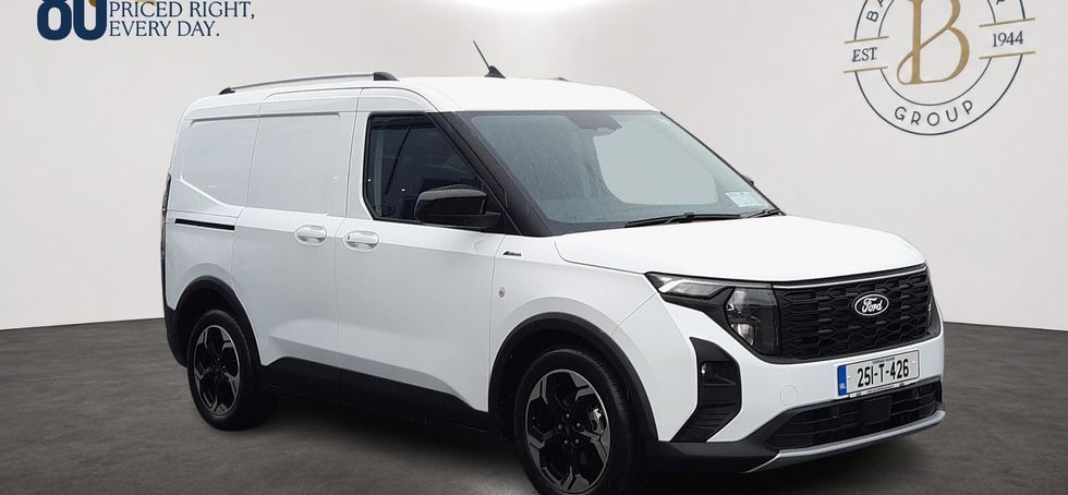 Ford TRANSIT COURIER 2025