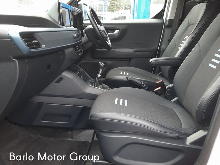 Ford TRANSIT COURIER 2025