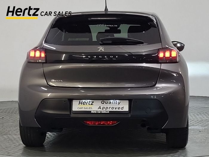 Peugeot 208 2023