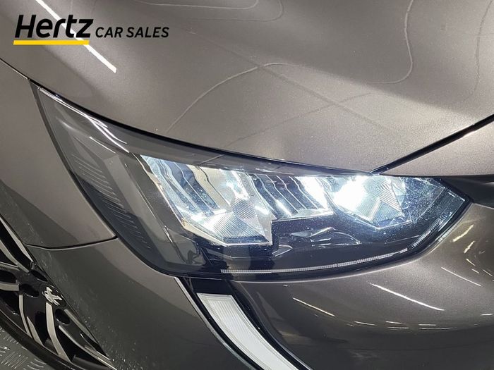 Peugeot 208 2023