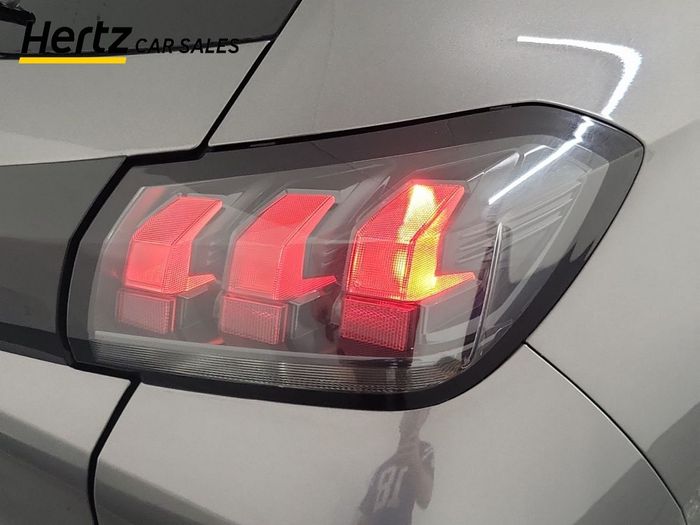 Peugeot 208 2023