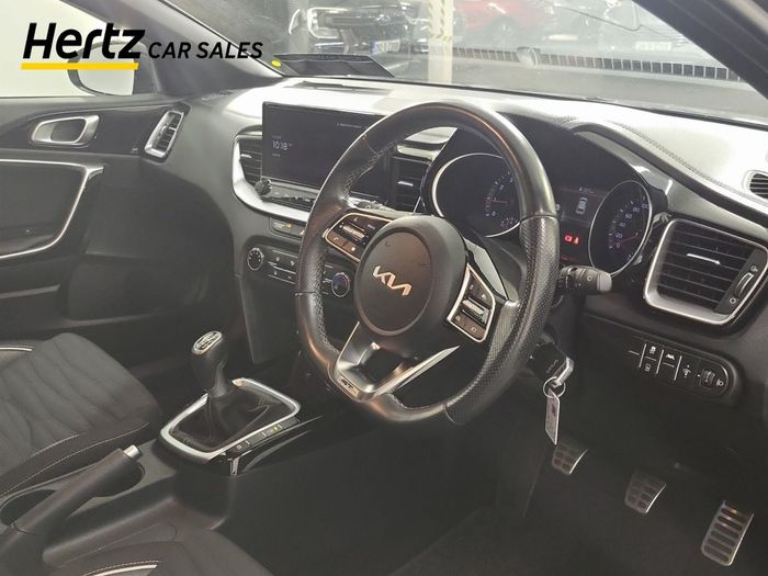 Kia Ceed 2025
