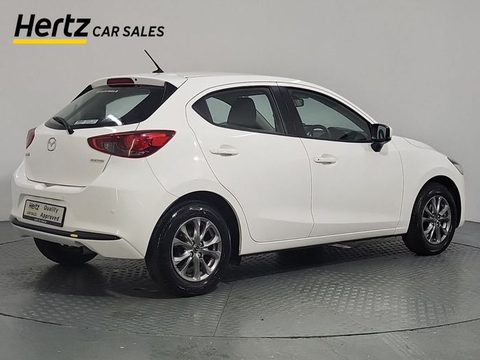 Mazda 2 2024