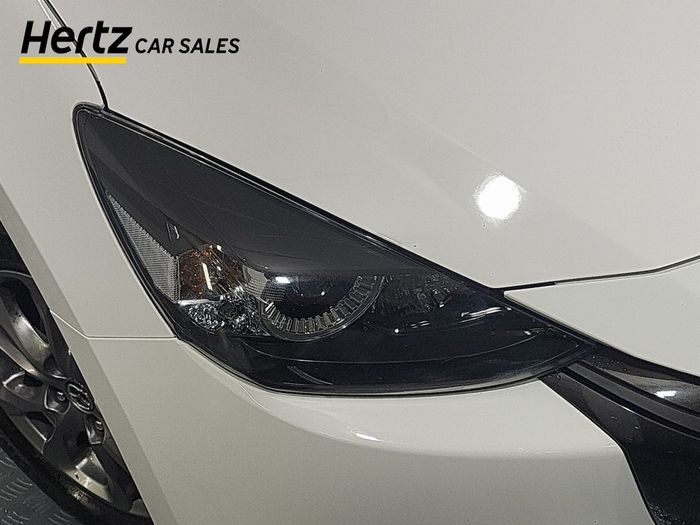 Mazda 2 2024